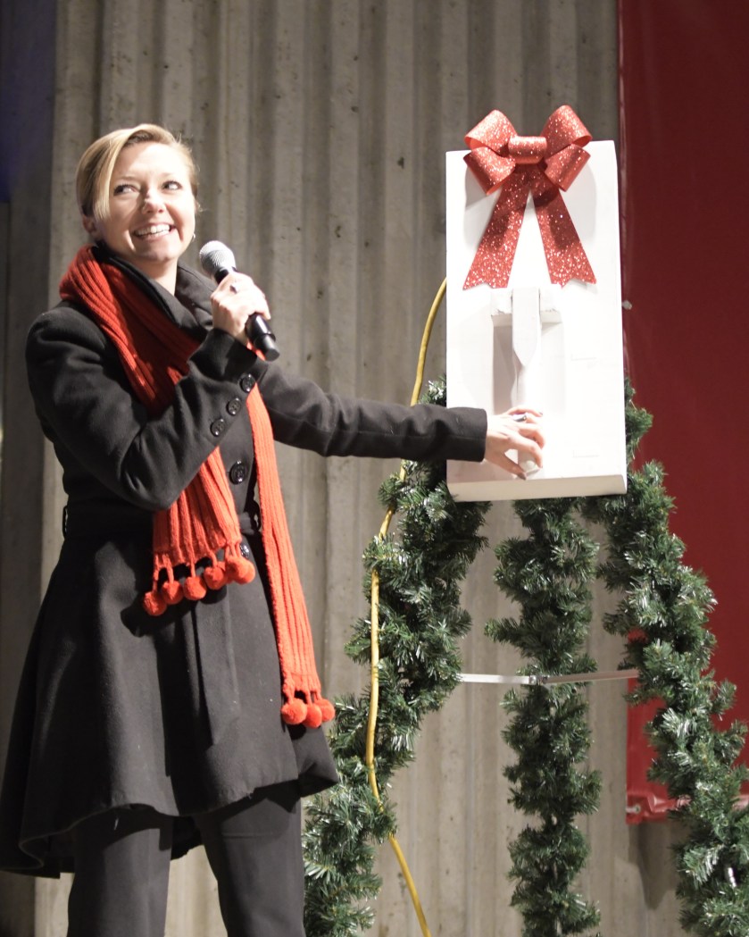 2017-12-01 Tree lighting GR 899 - Copy